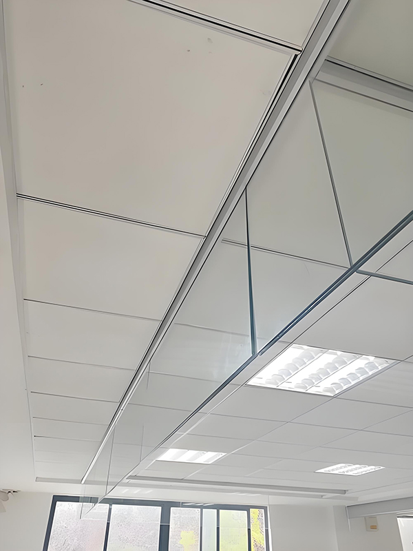 平川玻璃平川挡烟垂壁 平川玻璃平川挡烟垂壁