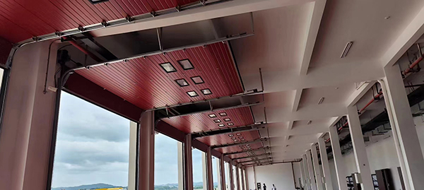 平川工业翻板门 平川工业翻板门