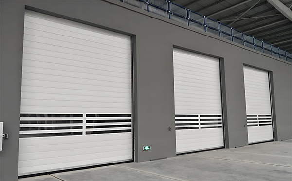 平川快速卷帘门