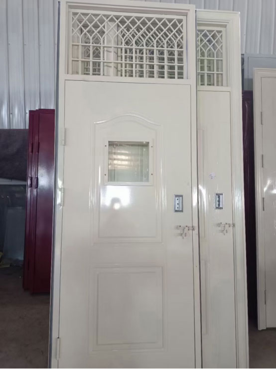 平川学校教室门 平川学校教室门