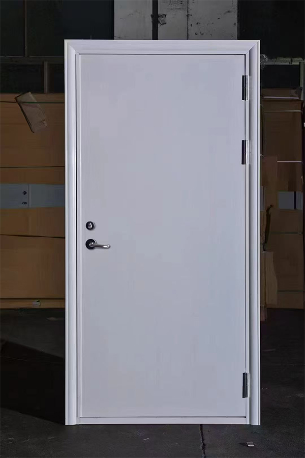 社区活动中心加装平川防火门保障居民安全